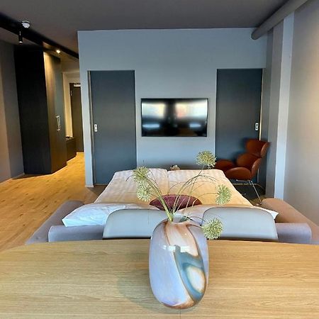 Modern Apartment With Hot Tub In Akureyri Exterior photo