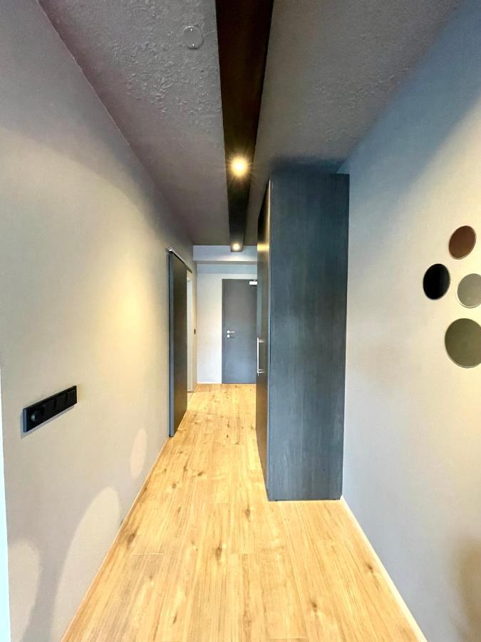 Modern Apartment With Hot Tub In Akureyri Exterior photo