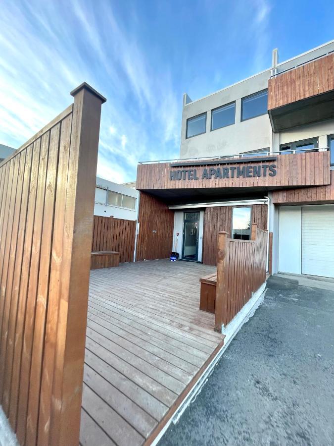 Modern Apartment With Hot Tub In Akureyri Exterior photo